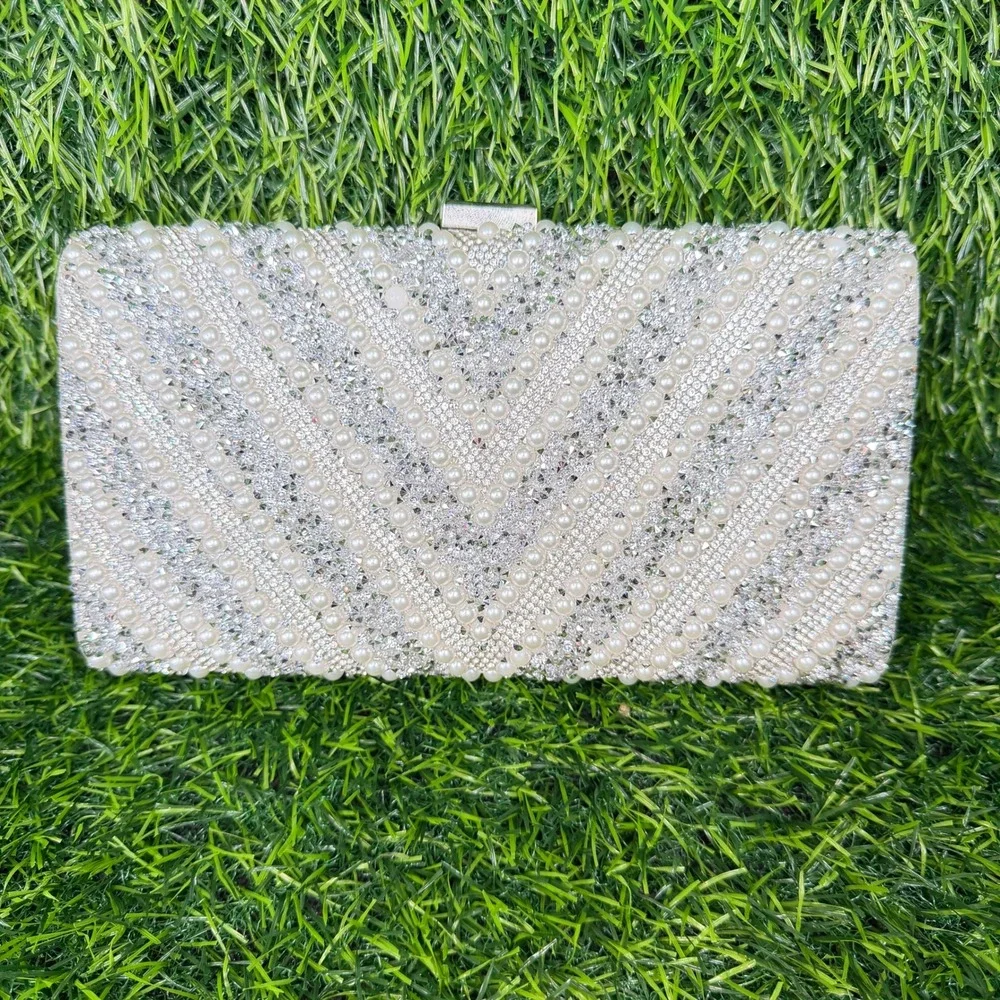 Evening Clutch Womens OS Silver‎ Excellent Pearl Rhinestone Chevron Bag
